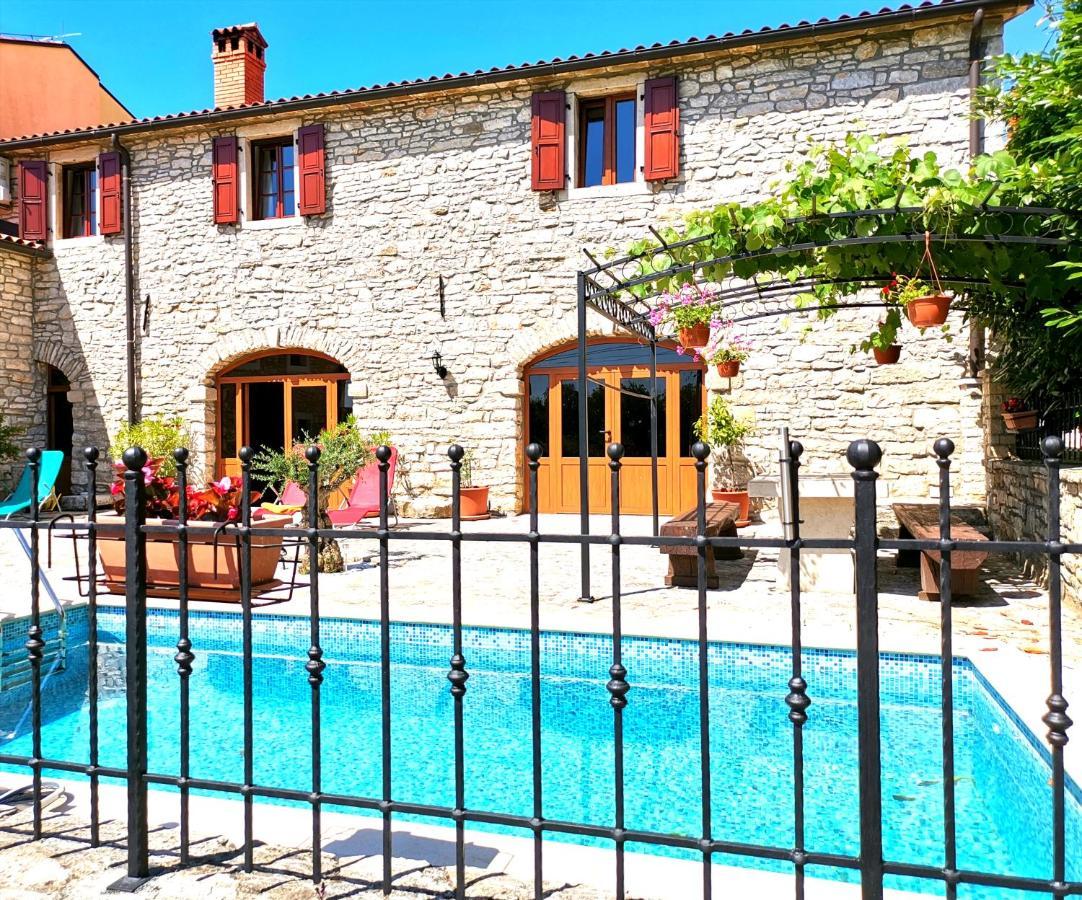 Villa Rustica Buje Exterior photo
